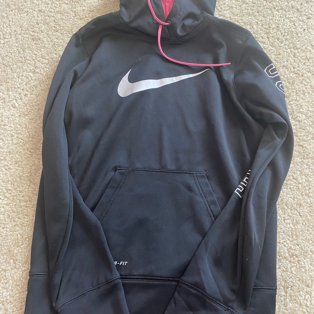 Nike therma fit hoodie